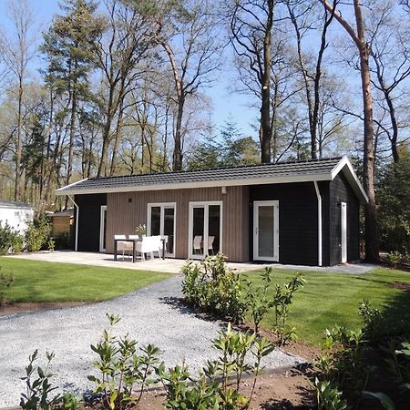 Comfortable Chalet With Combination Microwave Near The Veluwe Хундерло Экстерьер фото